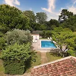 Relax In Style - Prime Spot With Garden & Natural Pool Villa *