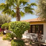 Relax In Style - Prime Spot With Garden & Natural Pool Villa