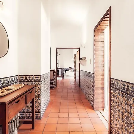 Relax In Style - Prime Spot With Garden & Natural Pool Villa Azeitão
