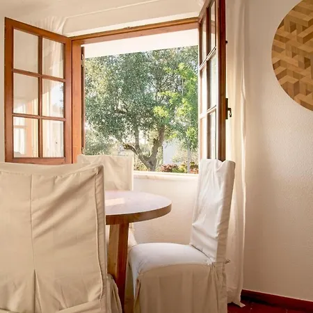 Relax In Style - Prime Spot With Garden & Natural Pool Villa Azeitão