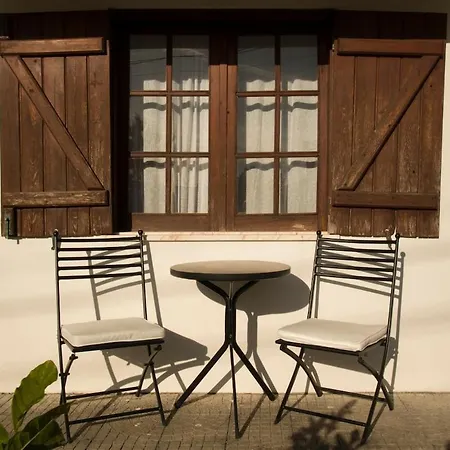 Villa Relax In Style - Prime Spot With Garden & Natural Pool Azeitão